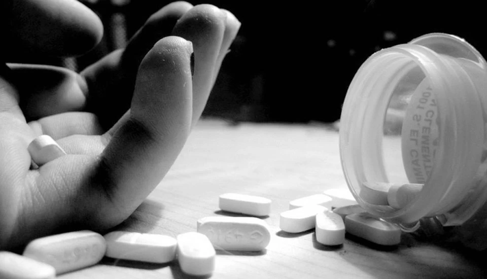 Σοκ στην Κρήτη: 12χρονη πήρε χάπια για να αυτοκτονήσει στα Χανιά